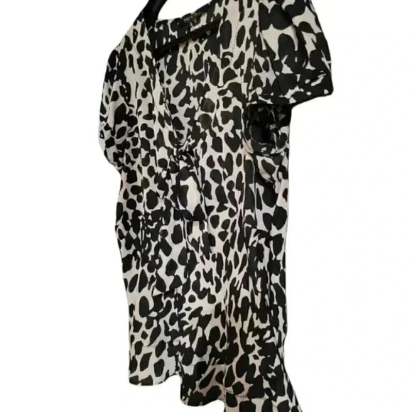 Women's Black and White Animal Print Blouse - Picture 2 of 8